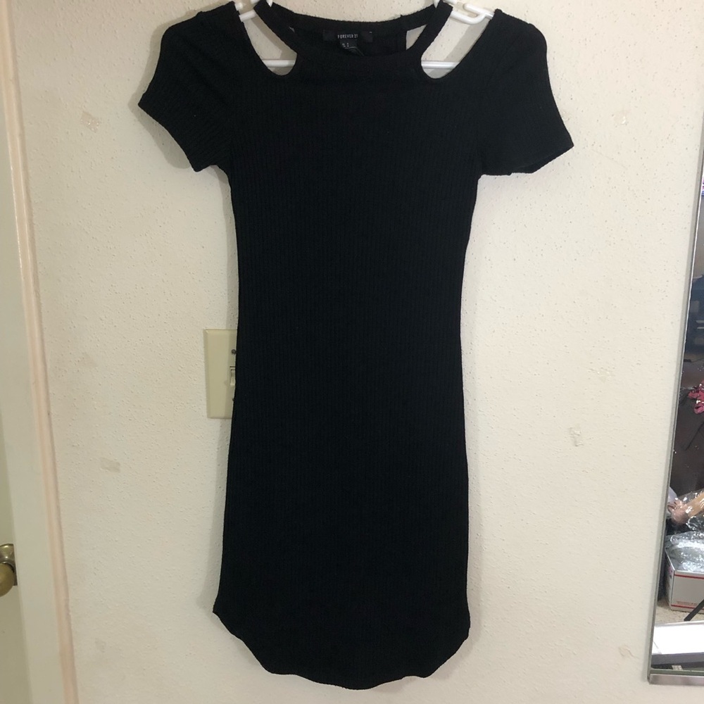 Forever 21 Women’s Ribbed Knit Mini Dress Size S Black Short Sleeve Body core